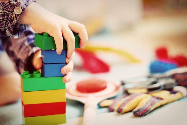 Bricolage per bambini con legno