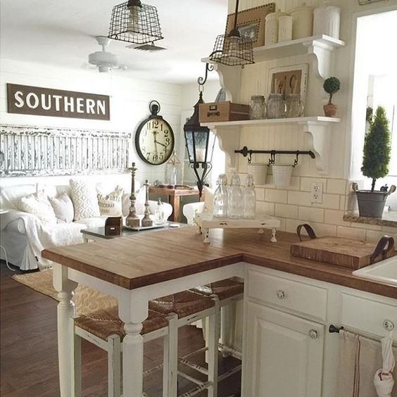 Sala in stile shabby chic