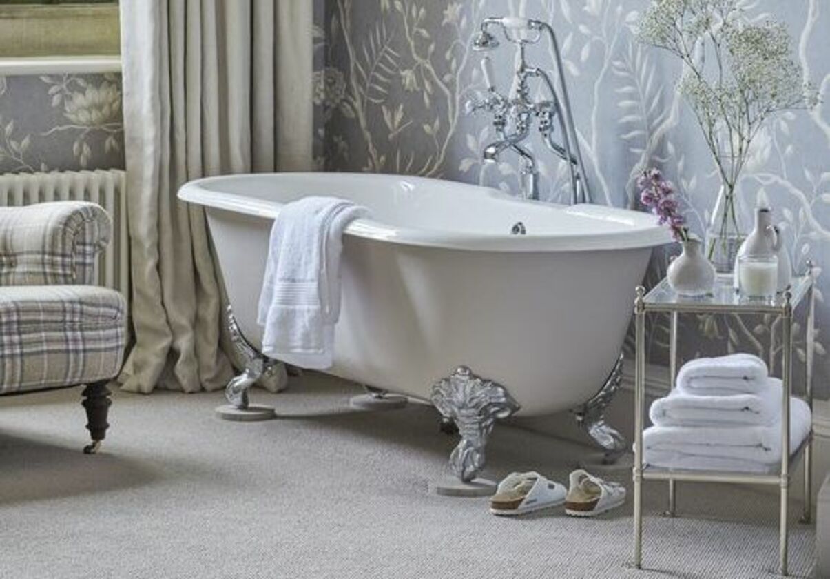 come arredare un bagno stile romantico