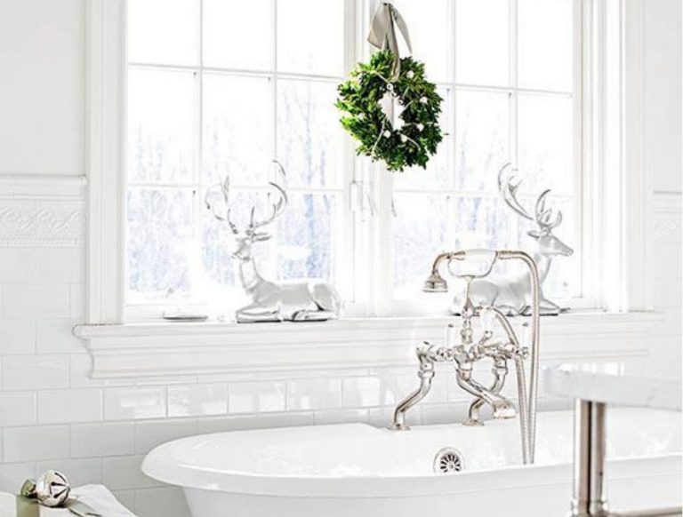 come decorare il bagno per natale