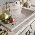 Perchè scegliere la pietra per i lavandini in cucina