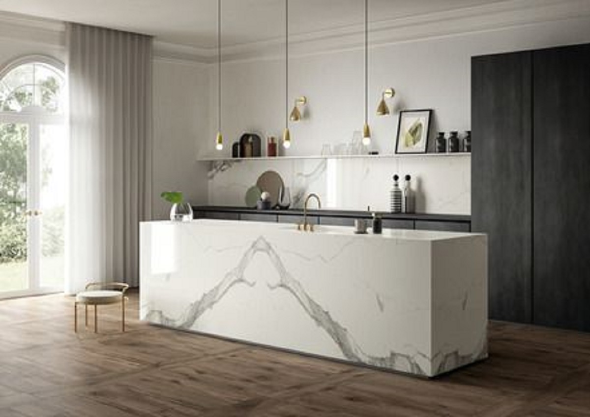 Bianco-luminoso-e-accogliente_-il-top-SapienStone-Calacatta-per-la-cucina-2020-_-Floornature