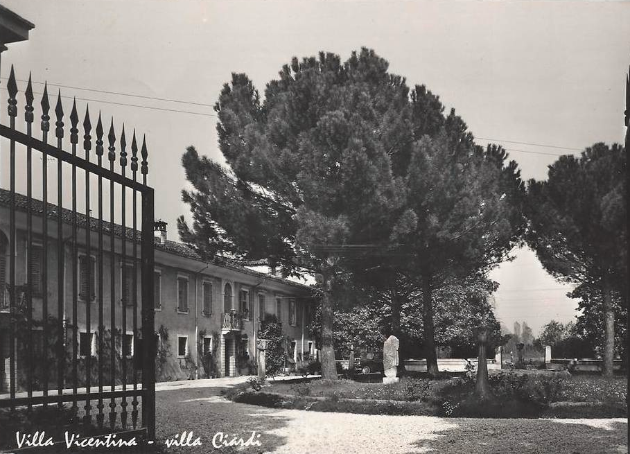 Residenza estiva di Napoleone: Villa Ciardi a Villa Vicentina in una foto d'epoca