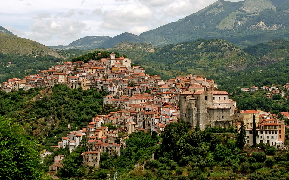 borgo sud italia