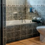 Bagno piccolo piastrelle più adatte