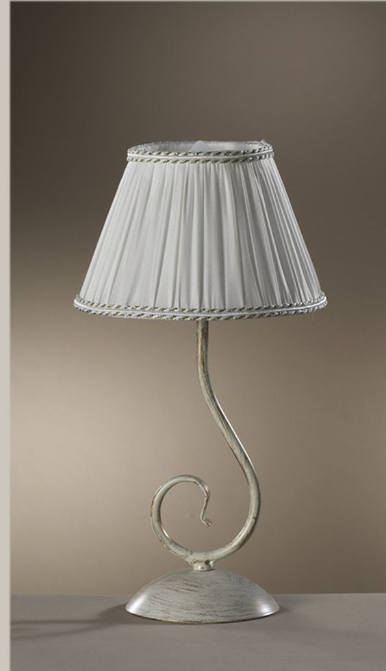 Lampade comodino classiche