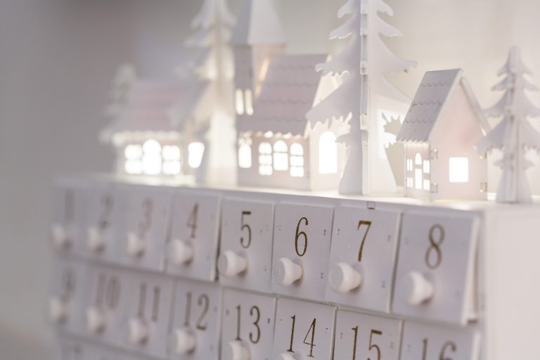 calendari dell'avvento in legno