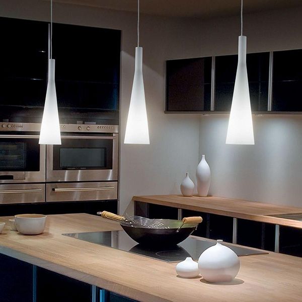 lampada a sospensione -come rendere cucina luminosa