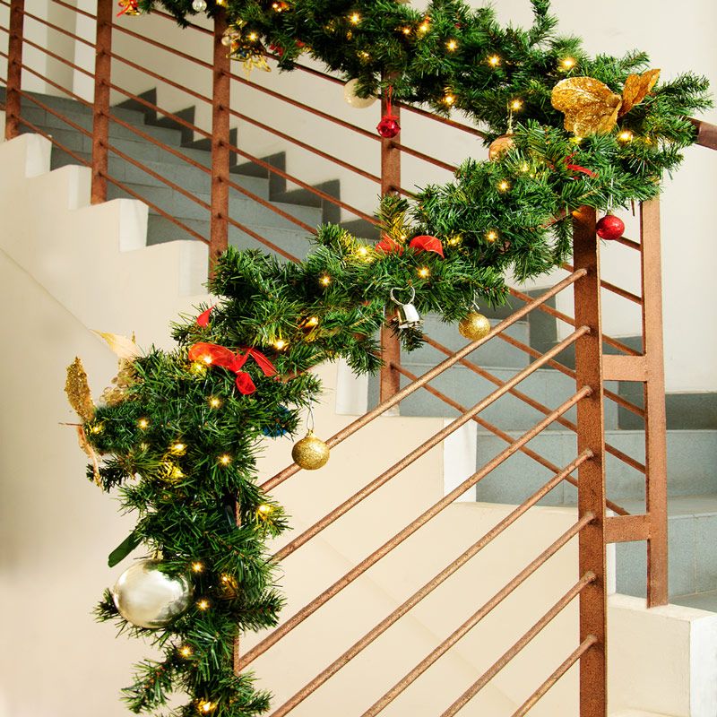 luci scala decorazioni natalizie casa moderna