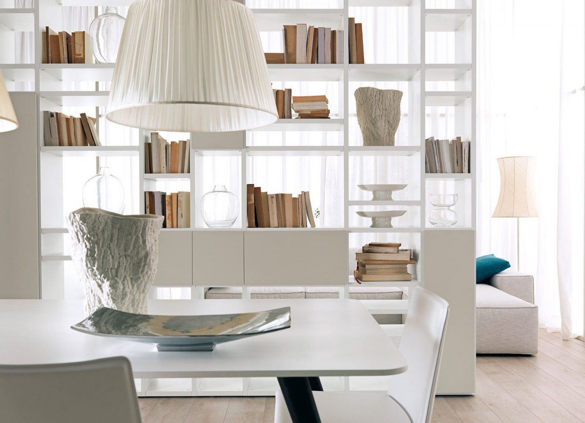 libreria freestanding