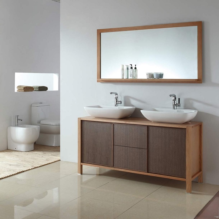 specchiera-per-bagno-con-cornice