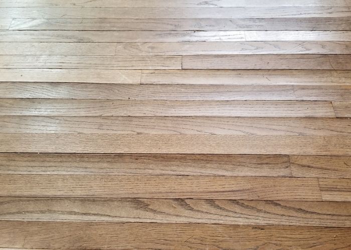 come aggiustare il parquet sollevato