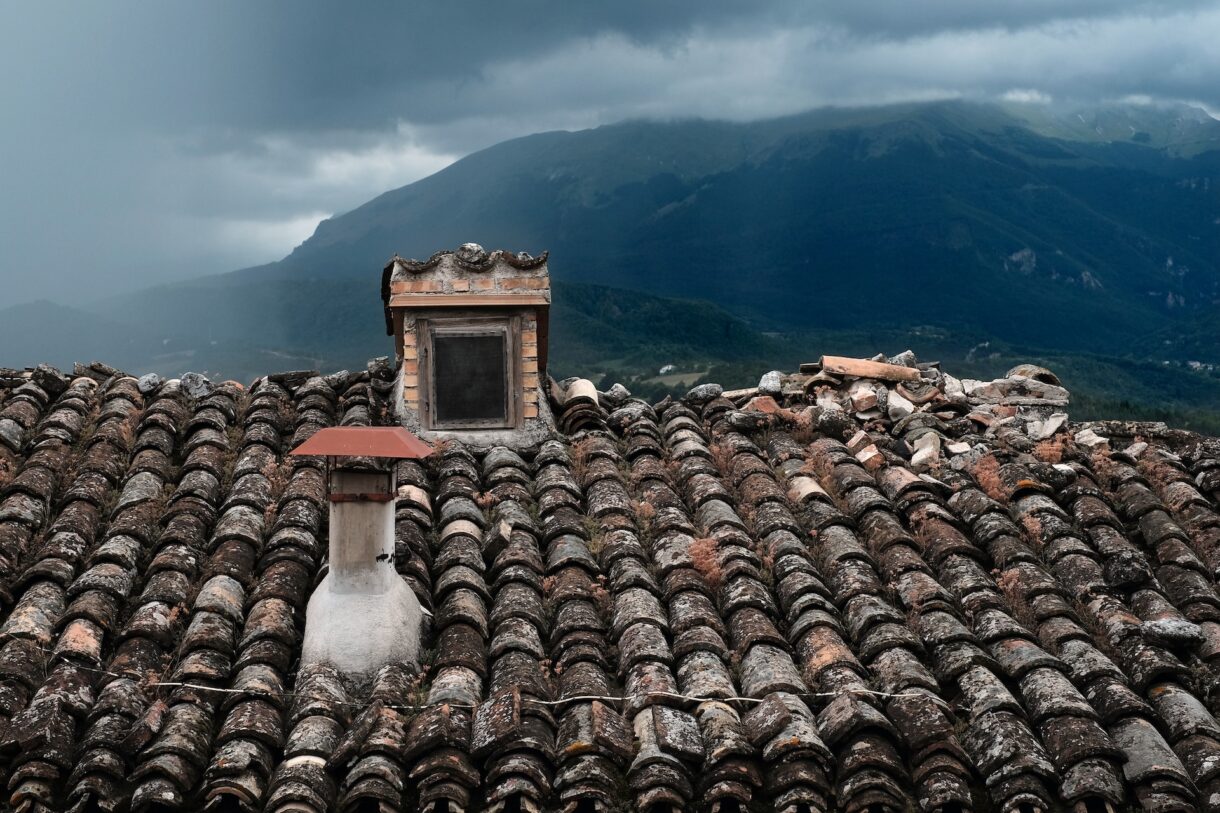 vecchi tetti casa