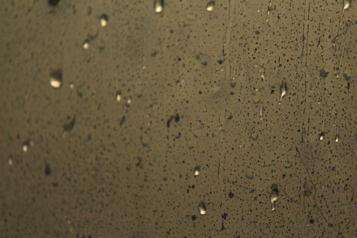 Come eliminare e prevenire l’umidità in casa durante la stagione fredda