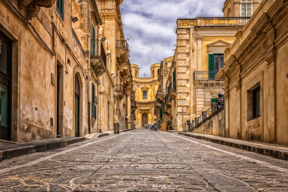 via bella bologna